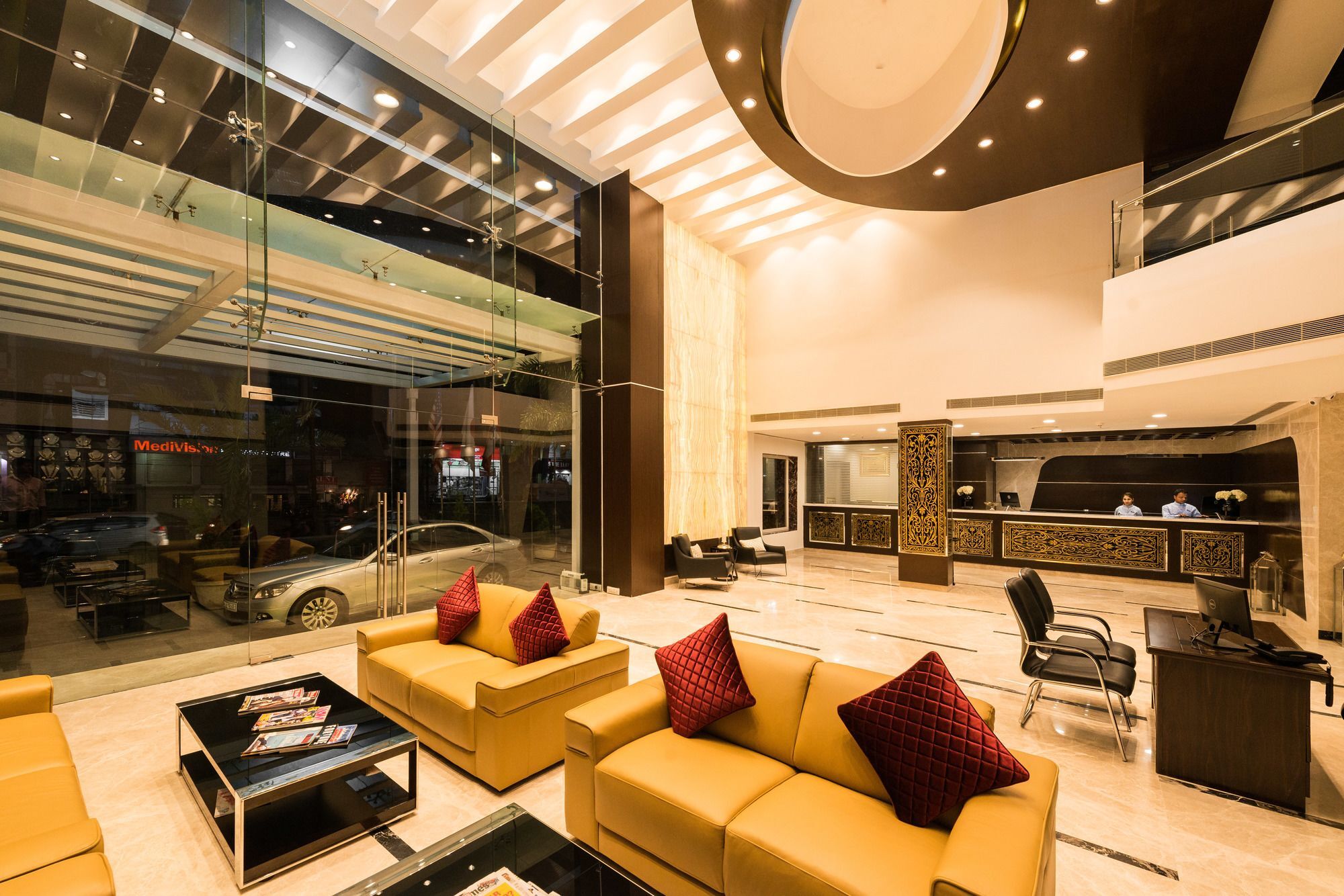 Park Continental Hotel 4*